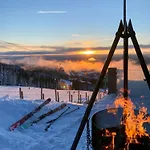 Hébergement de vacances Ski-inski-out In Hafjell With View *