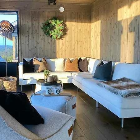 Hébergement de vacances Ski-Inski-Out Cabin In Hafjell With View